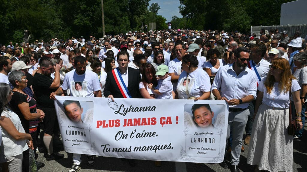 Fleurance Town Holds Silent March to Honor Girl Whose Death Provoked Outrage