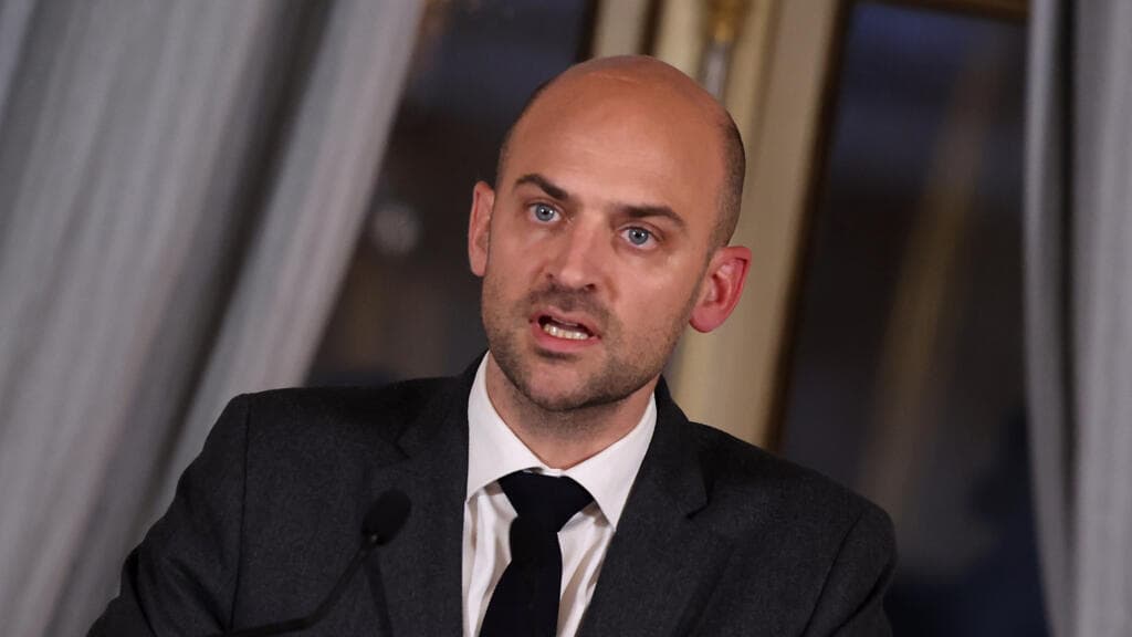 French Diplomats Face Serious Intimidation by Iranian Security in Tehran