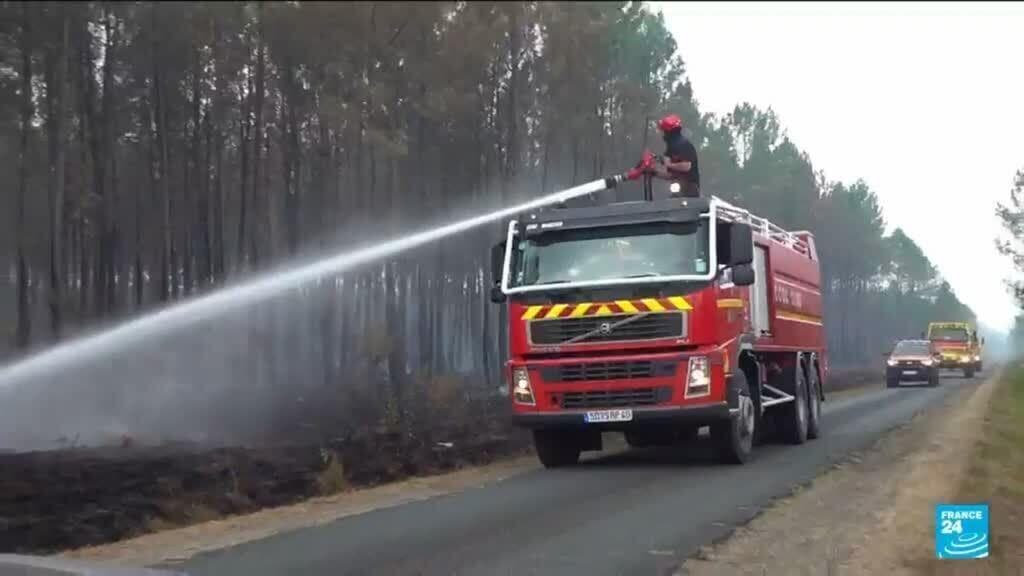 Wildfire in France's Landes Region Contained but Still Out of Control