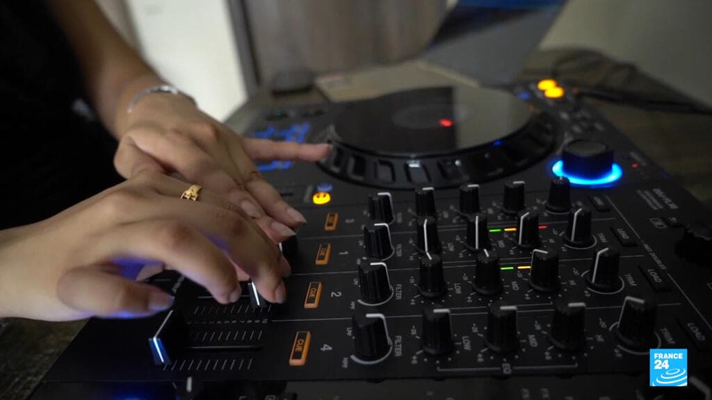 Women Lead the Charge in Pakistan's Growing DJ Scene