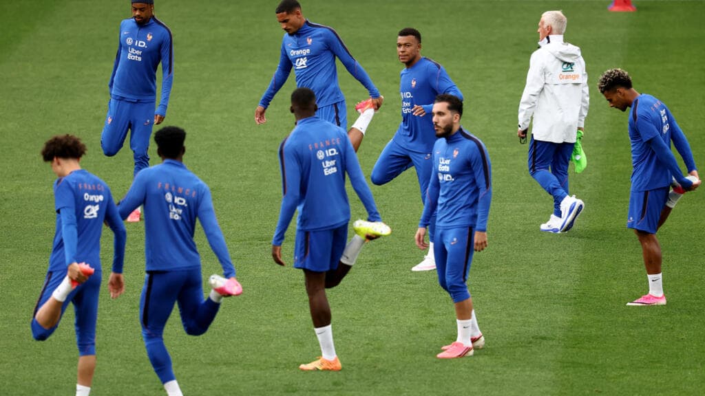France Faces Spain in World Cup Semi-Final in Dallas
