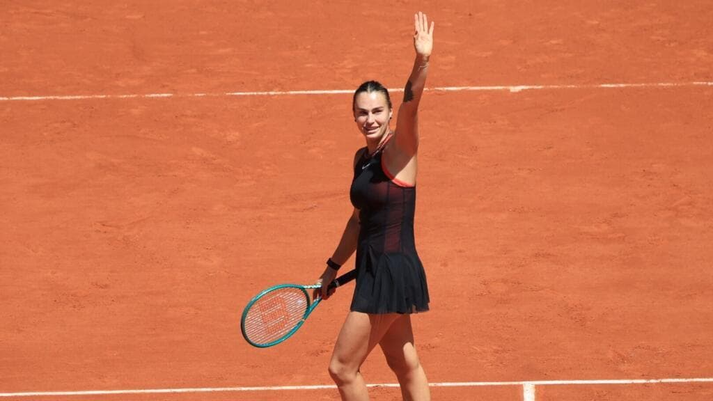 Sabalenka defeats Osaka; Berrettini advances to French Open quarter-finals