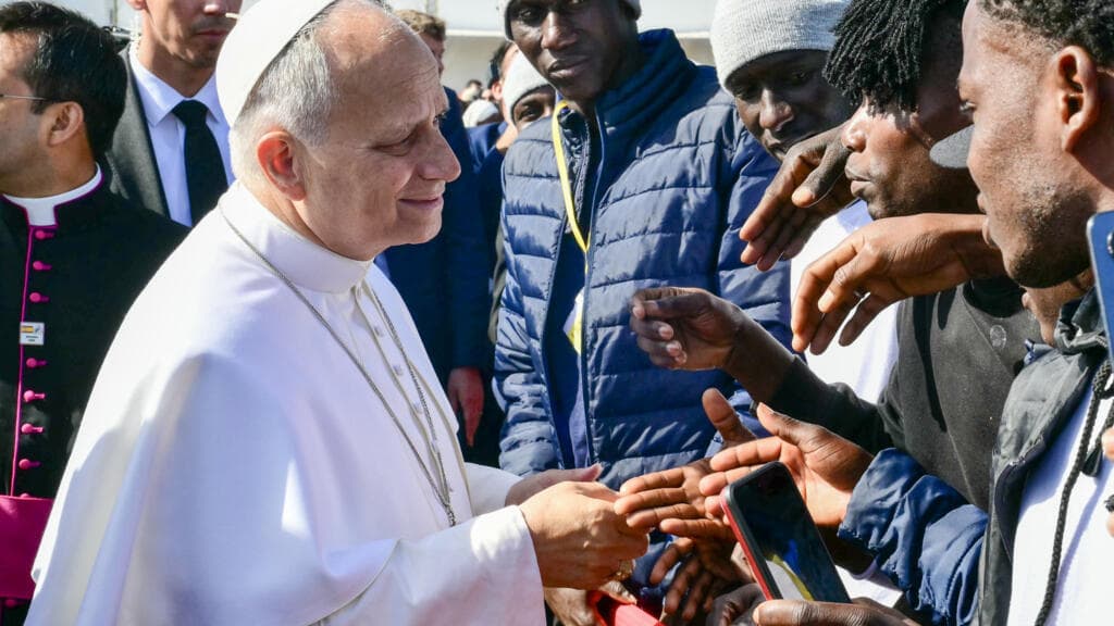 Pope Calls for 'Reciprocal' Integration, Declares 'All of Us Are Migrants' in Tenerife