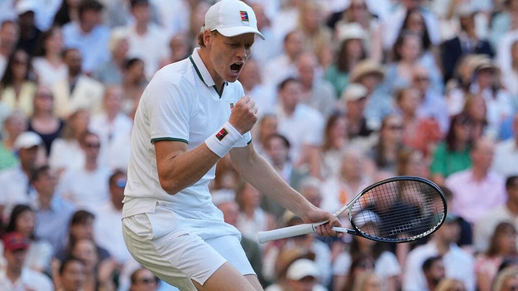 Jannik Sinner Defeats Alexander Zverev to Claim Second Consecutive Wimbledon Title