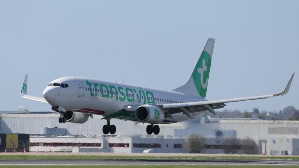 Summer holidays up in the air as Europe braces for jet fuel shortage
