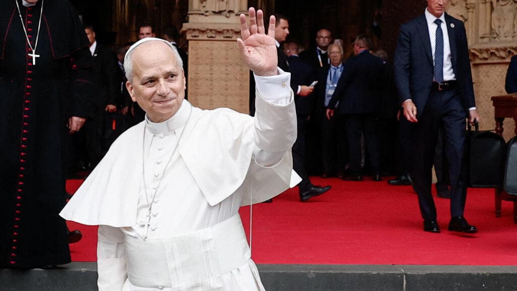 Pope Leo XIV to Undergo Lung Surgery This Week at Gemelli Hospital