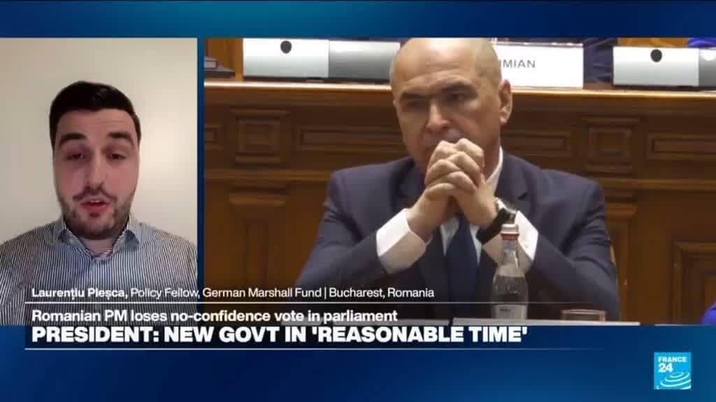Romania’s pro-EU coalition collapse 'does not alter the country's foreign policy', analyst says