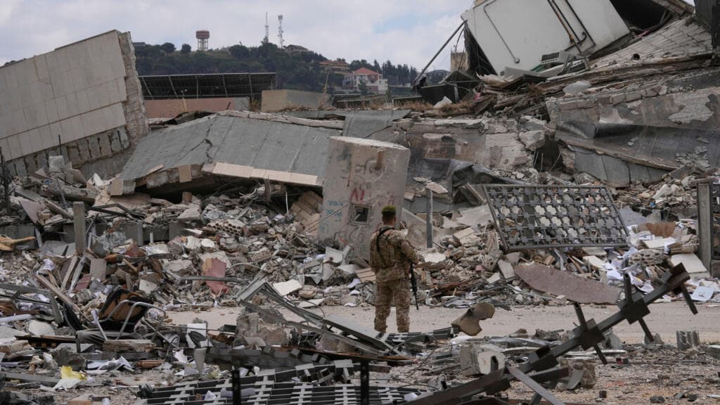 Israel and Lebanon Negotiate Transfer of Southern Territory to Lebanese Army