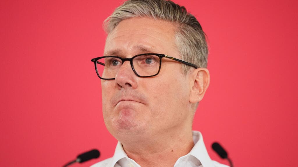 UK Prime Minister Kier Starmer Faces Increased Calls to Resign Amid Election Fallout