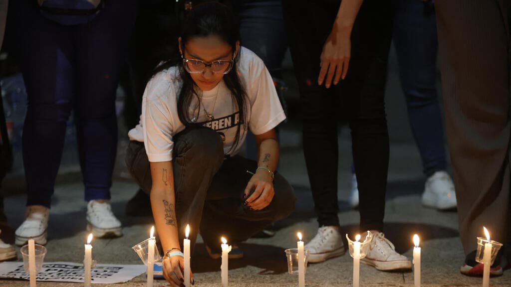 Venezuelans regain access to X, a year after Maduro blocked network