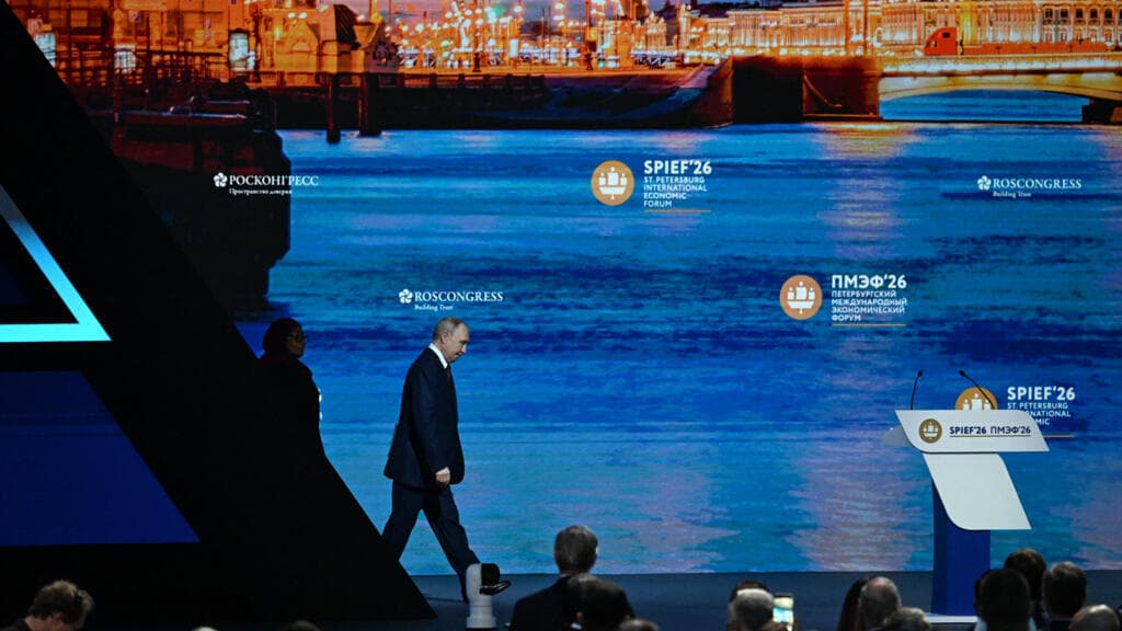 Kremlin Enhances Security Amid Concerns Over AI Surveillance Threats