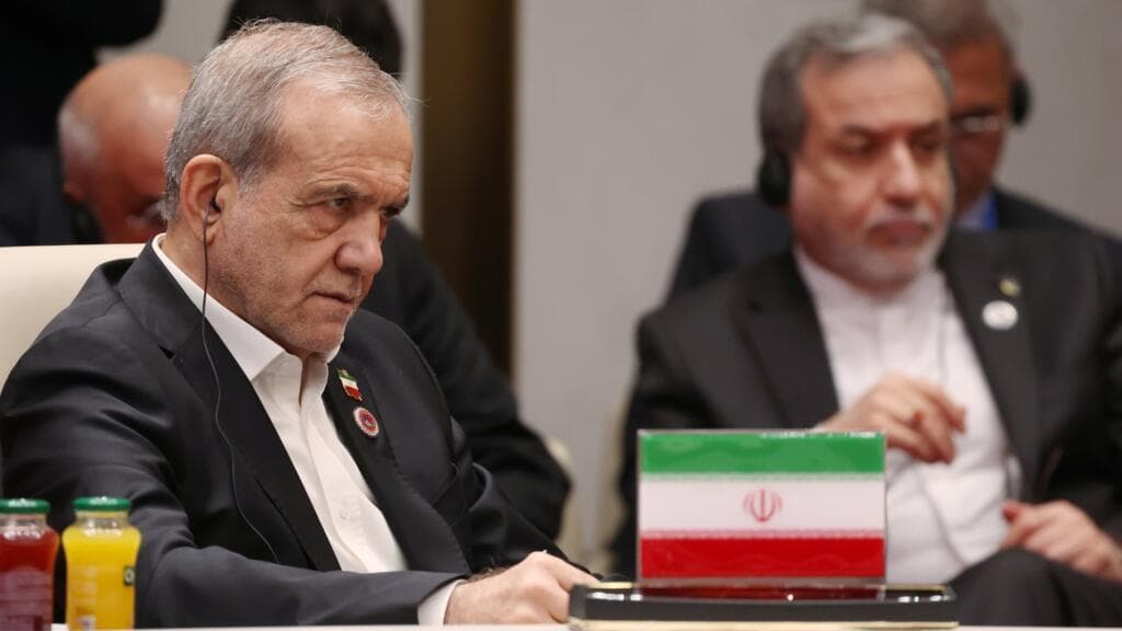 Iran's President urges US to decide on ending conflict