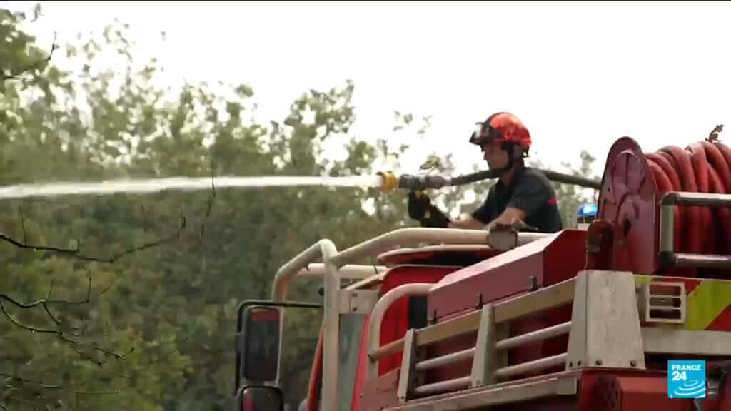 Wildfires in Southwest France Remain Stable but Not Fully Contained