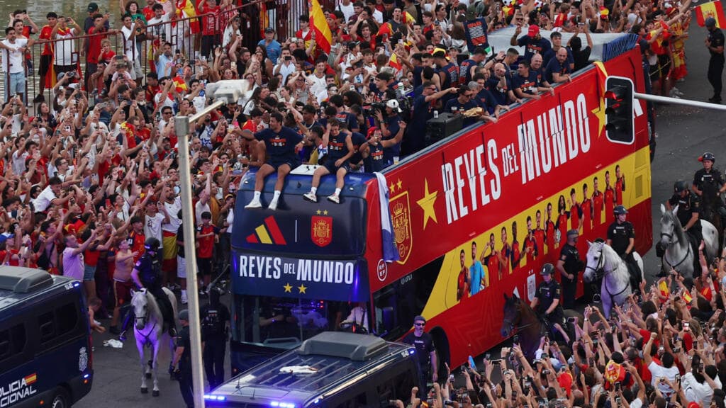 Spain Celebrates Return of World Cup Champions After Victory Over Argentina