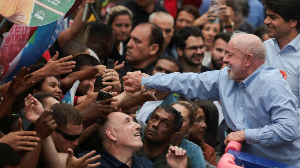 Brazil's President Lula Prohibits Online Betting Before Presidential Election