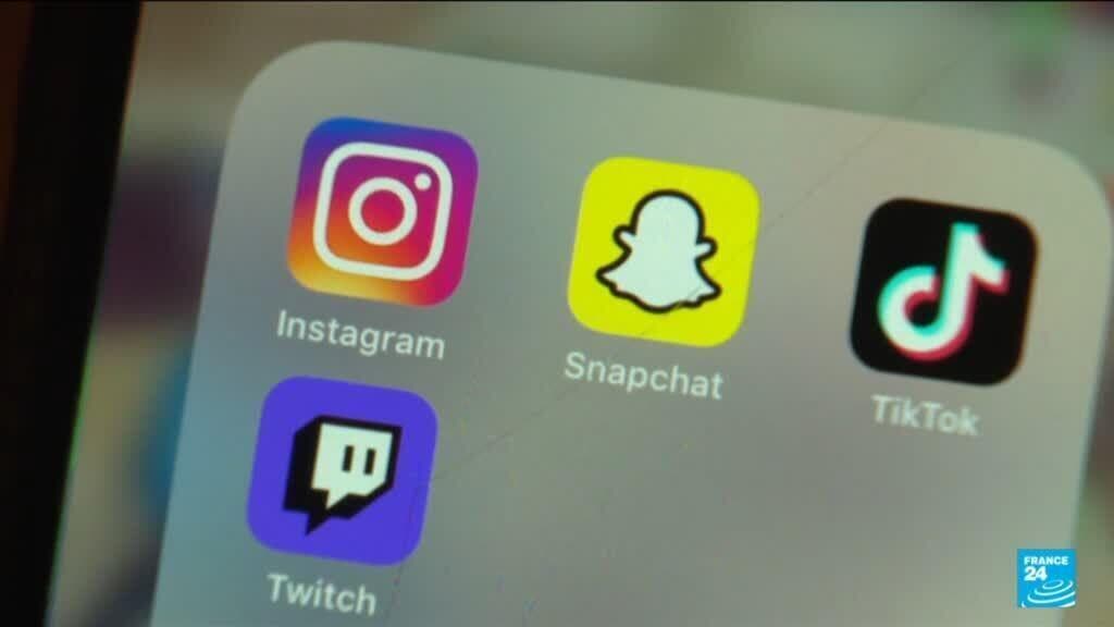 France's Constitutional Court Overturns Social Media Ban for Minors Under 15