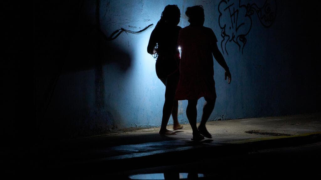 Cuba Faces Ongoing Blackouts Despite Restoration of Power Supply