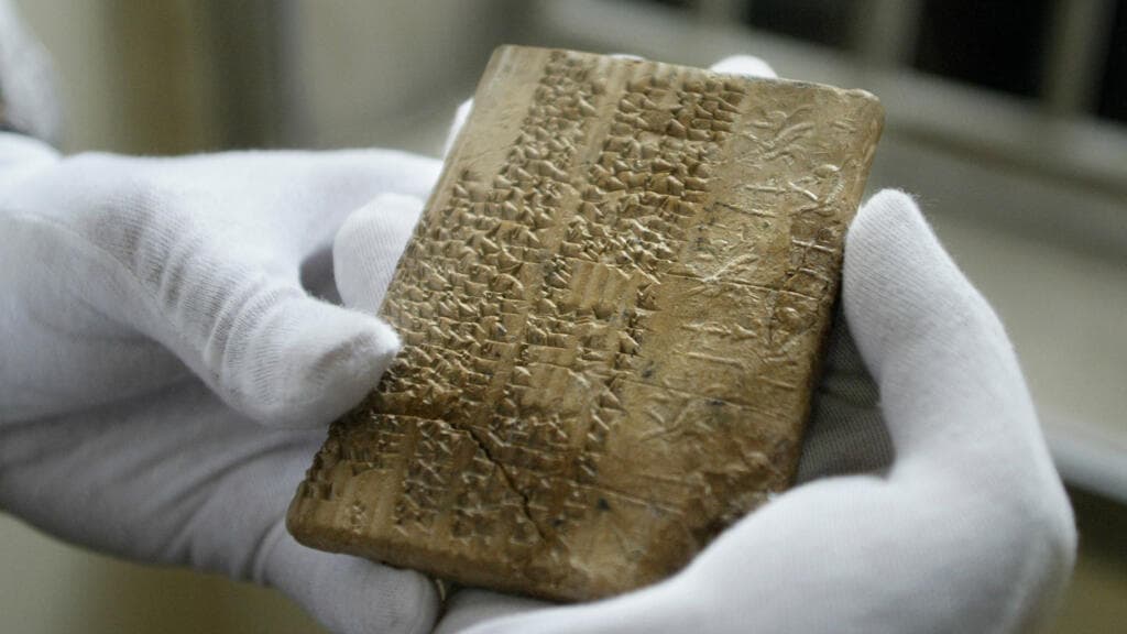French researcher cracks 4,000-year-old script from Iran
