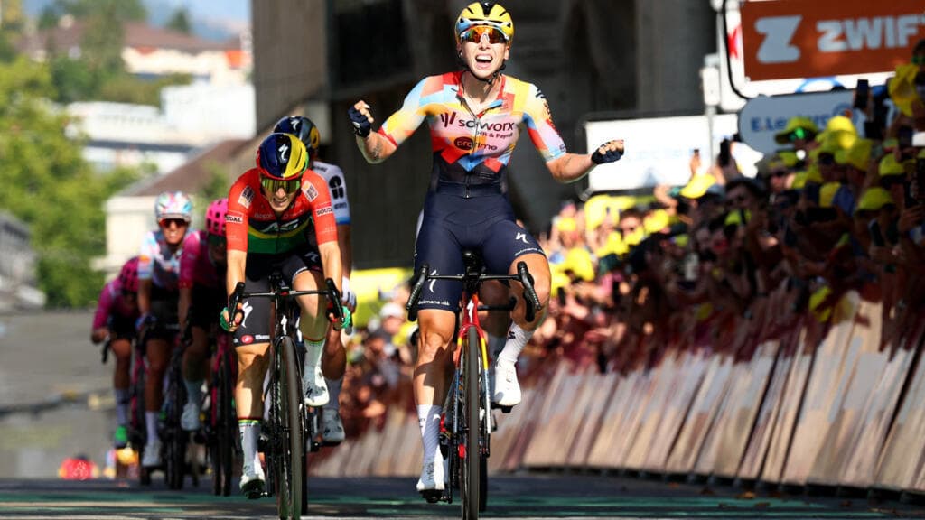 Lorena Wiebes Secures First Yellow Jersey at Tour de France Femmes Opener