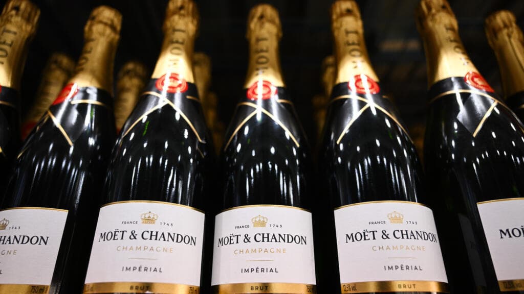 Trump proposes 100% tariff on French wines in response to digital tax