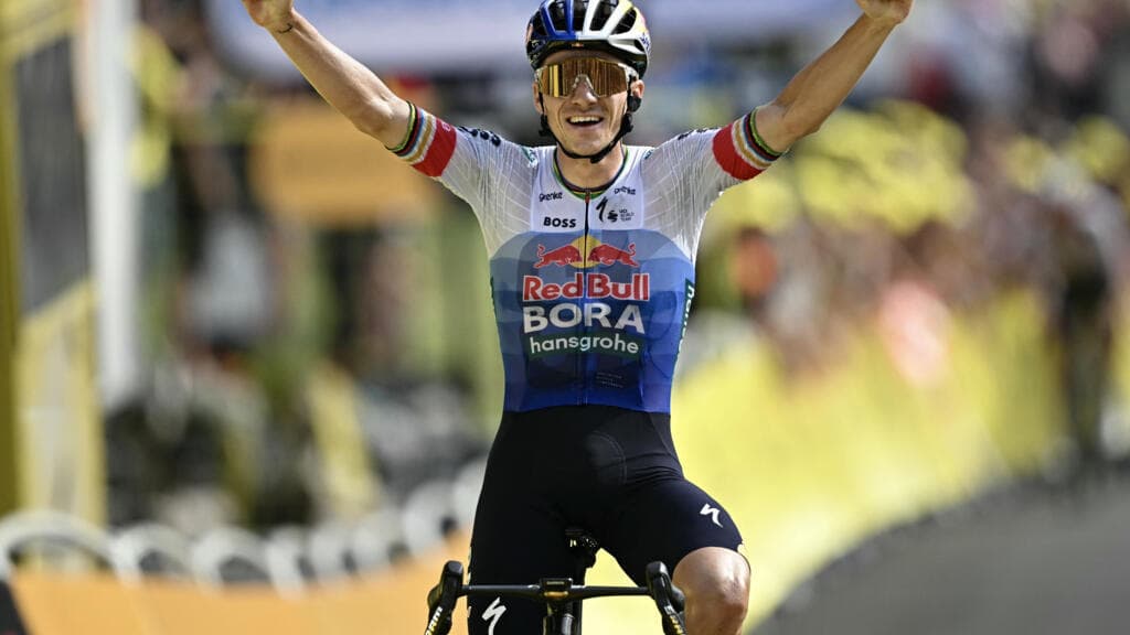Remco Evenepoel Claims Victory in 15th Stage of Tour de France