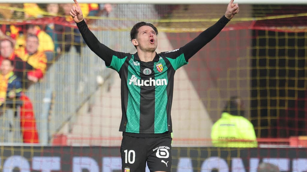 Ligue 1: Lens wins against Metz and close in on Paris Saint-Germain