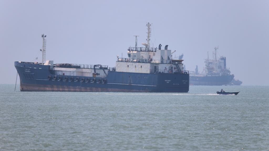 Iran Denies Trump's Claim of US Control Over Strait of Hormuz