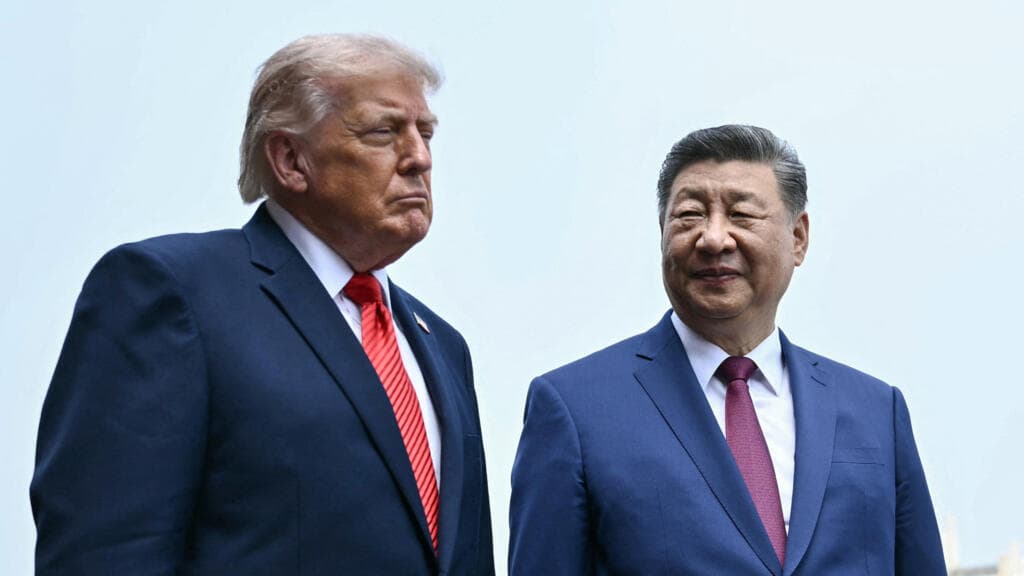 China Imposes Sanctions on 10 US Tech Companies Following Pentagon Actions