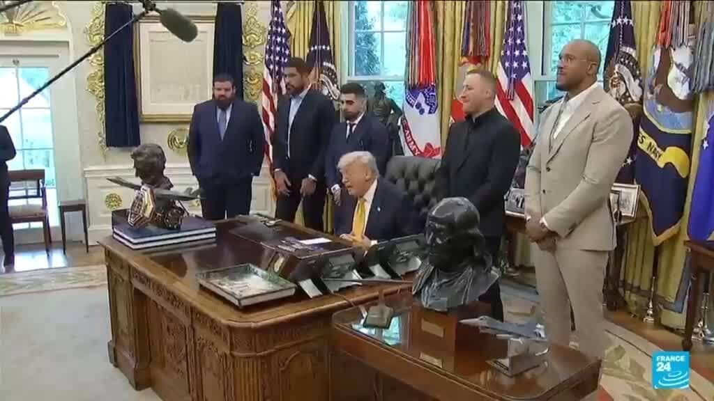 US and Iran Agree on Framework to End Conflict and Reopen Strait of Hormuz