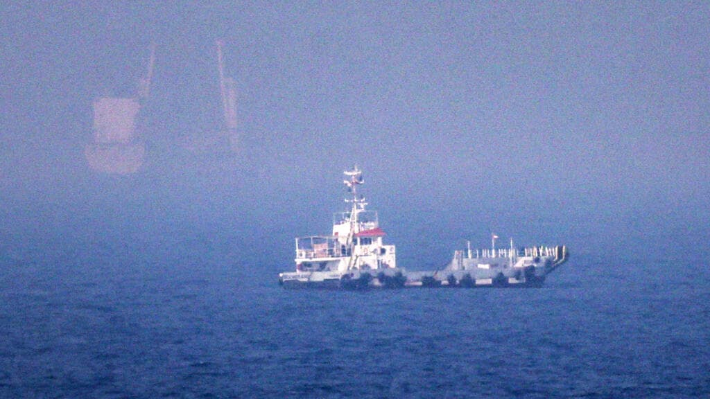 US Military Reinstates Naval Blockade on Iranian Ports and Conducts Strikes