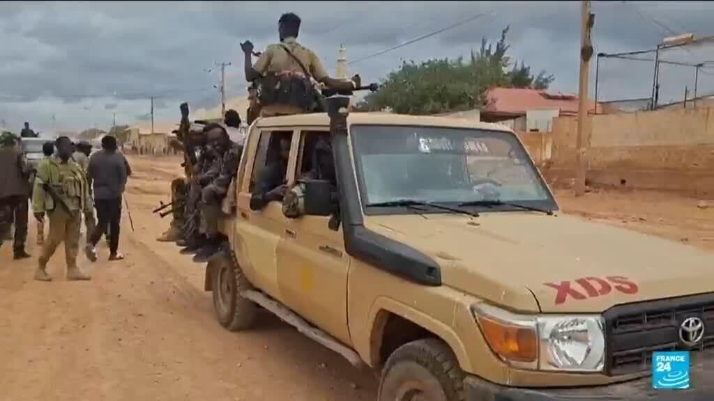Somali Forces Defend Baidoa Against Ousted Leader's Troops and Insurgents