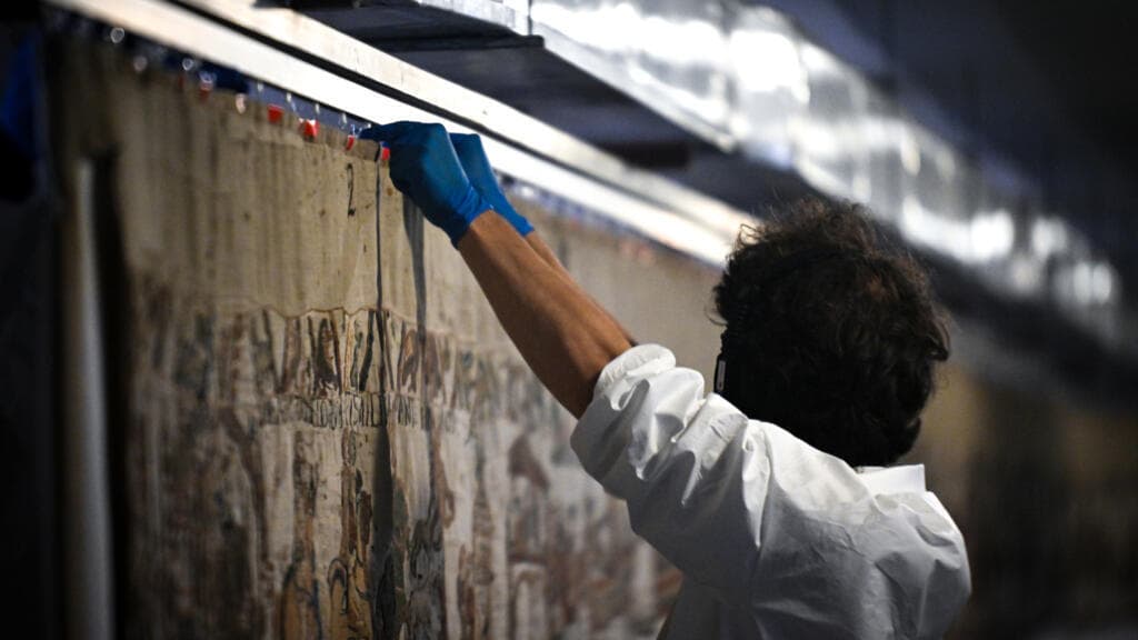 Bayeux Tapestry Arrives in London on Loan from France for Exhibition