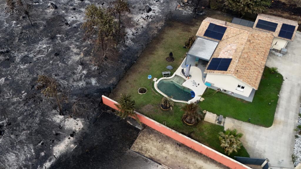 Evacuated Residents Begin Returning Home in Southwest France After Fires