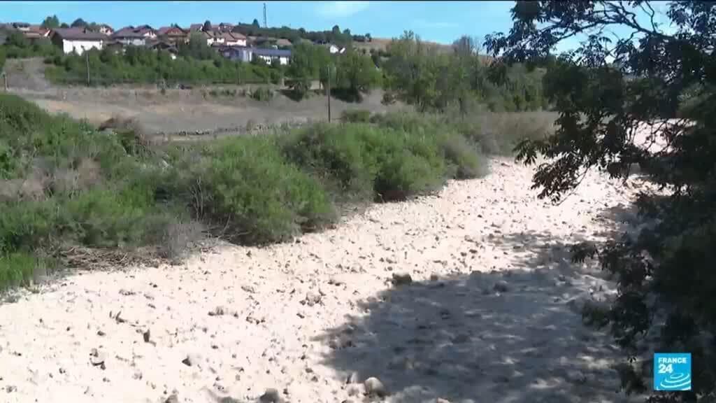 Prolonged Heatwaves Cause Significant Drying of French Rivers