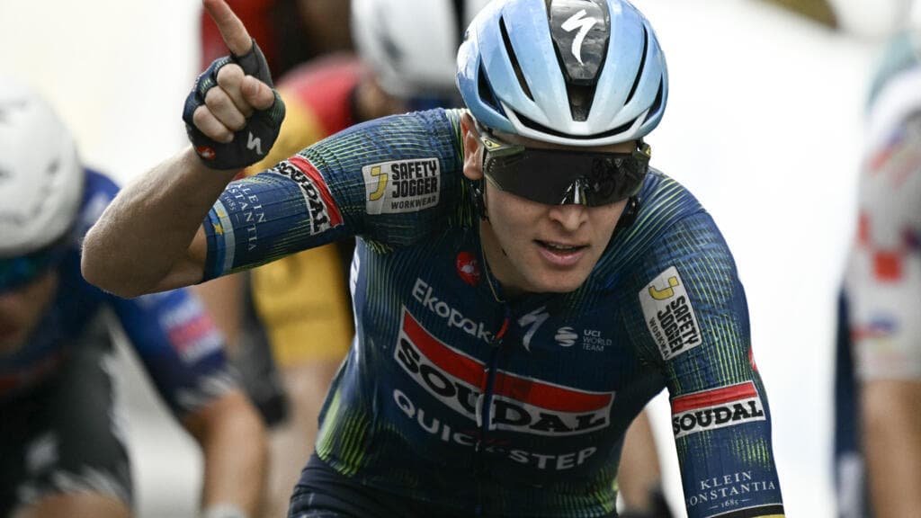 Tim Merlier secures third stage victory at crash-affected Tour de France
