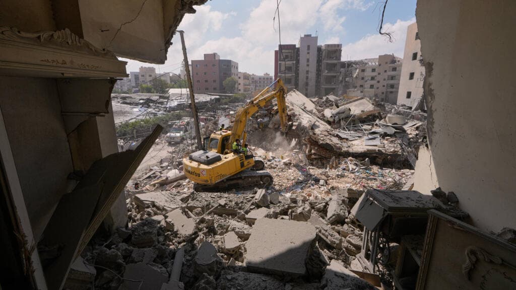 Israel and Lebanon Agree to Renew Ceasefire if Hezbollah Remains Silent