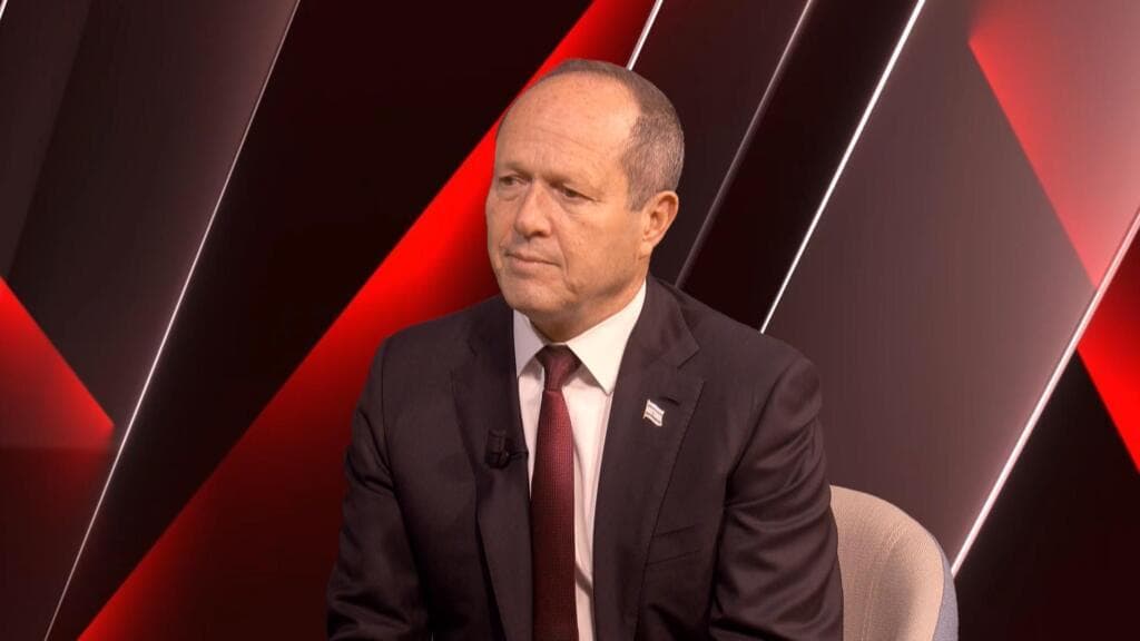 Israel's Economy Minister Criticizes France's Ban on Israeli Weapons at Eurosatory