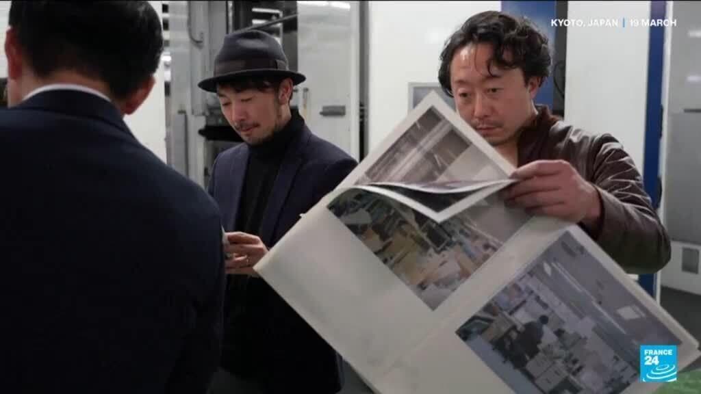 Kyoto Shinbun Newspaper Supports Zine Makers Amid Declining Print Subscriptions