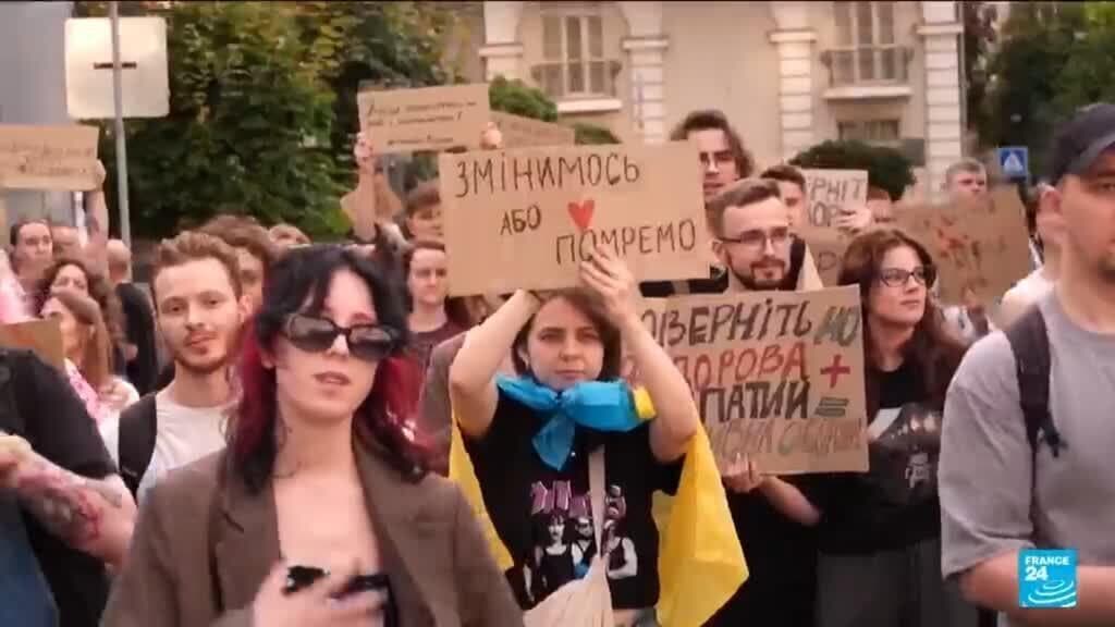 Kyiv Protests Persist Following Zelensky's Dismissal of Defense Minister