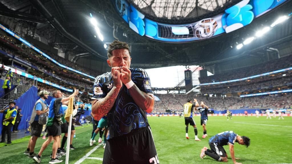 Defending champions Argentina advance to World Cup Final after comeback win