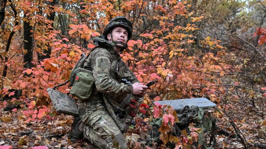 US Sends Conflicting Signals on Ukraine's Access to Starshield System