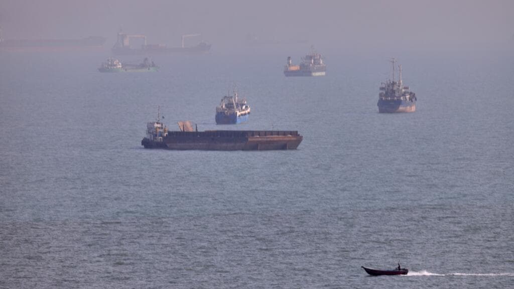 US Military Engages Ship Attempting to Breach Iranian Port Blockade