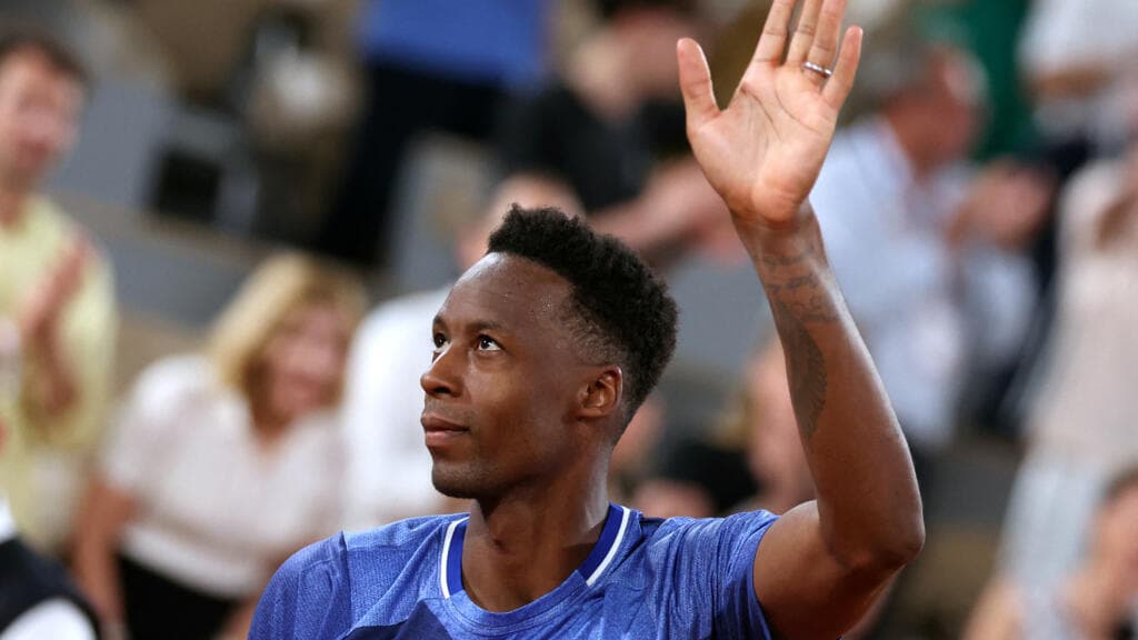Gaël Monfils Eliminated in First Round of Final French Open