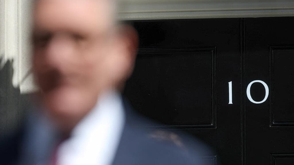 Keir Starmer Resigns as UK Labour Leader; Andy Burnham Takes on Major Challenges Ahead