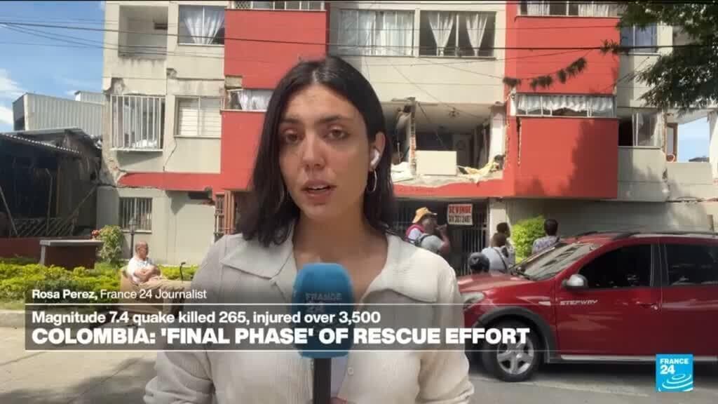 Colombian Rescuers Continue Search for Earthquake Survivors as Time Runs Out