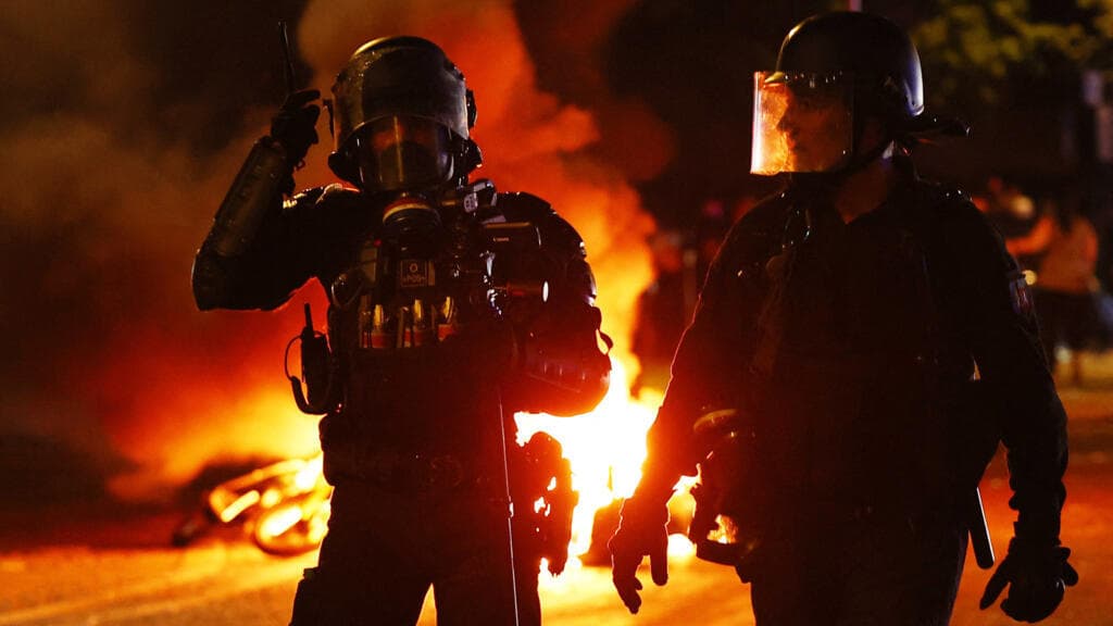 Over 280 people arrested in Paris following PSG's Champions League victory