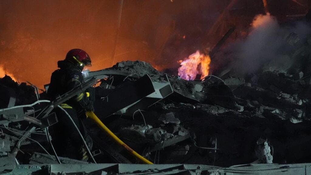 Russian attack on Ukrainian city of Kharkiv kills two, wounds several others