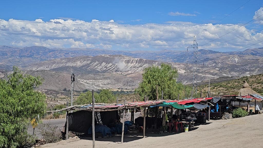 6.7-Magnitude Earthquake Hits Southern Peru, Causing Damage to Homes and Schools