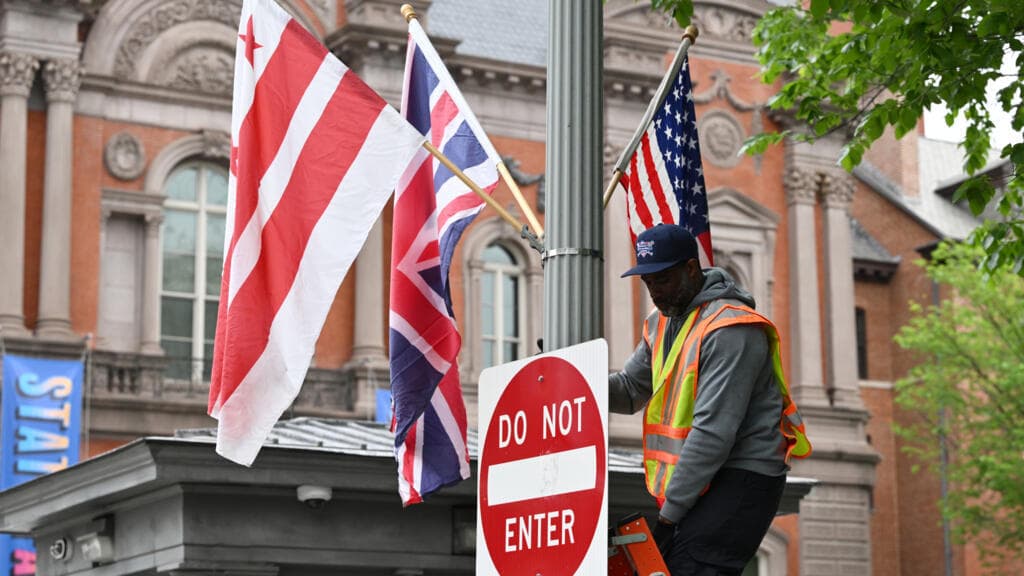 British royals begin four-day US visit despite shooting