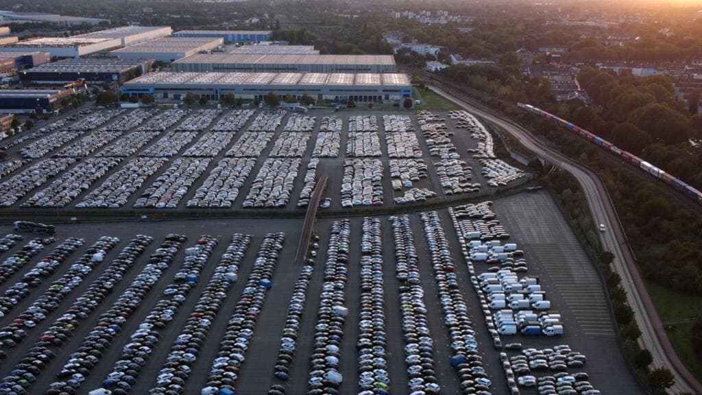 France and Germany Reach Agreement to Relax EU Car Emissions Regulations